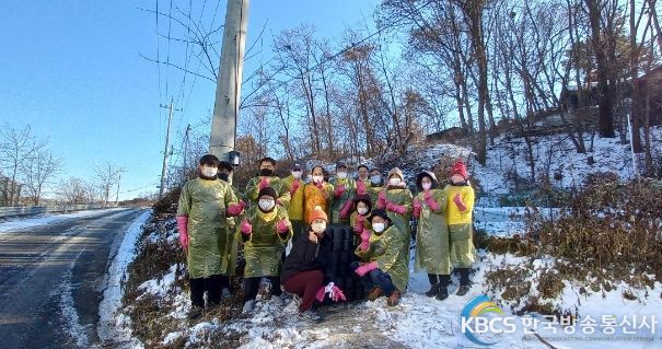 구리시에 사랑의 온기 더하는 ‘경기도청 사랑봉사회’ 연탄 나눔