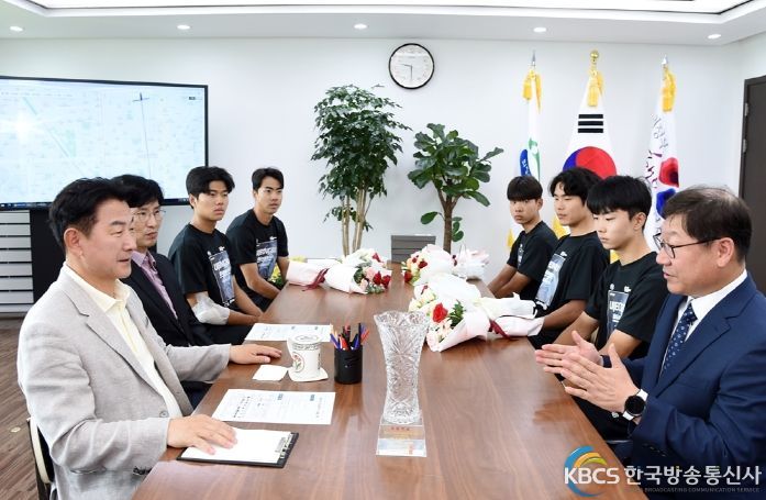 김동근 의정부시장, 전국대회에서 우수한 성적 거둔 의정부시청 사이클팀 격려