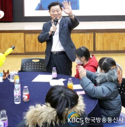 광명시는 지난 23일 시청 대회의실에서 아동의 다양한 의견을 시정에 반영하기 위해 아동정책 토론회를 개최했다.