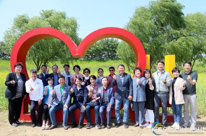 유채꽃 축제 단체사진